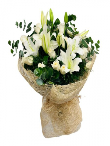 Beyaz Lilyum ve Beyaz Gül Buketi